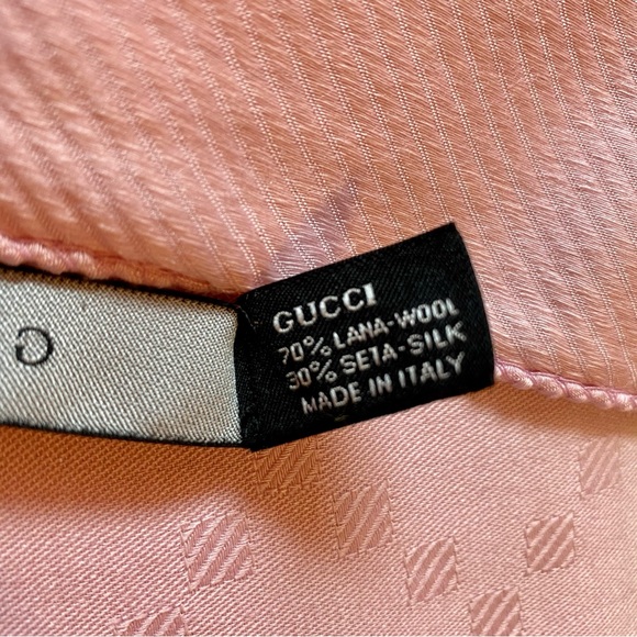 GUCCI WOOL/SILK SCAFT❤️ - Picture 7 of 7